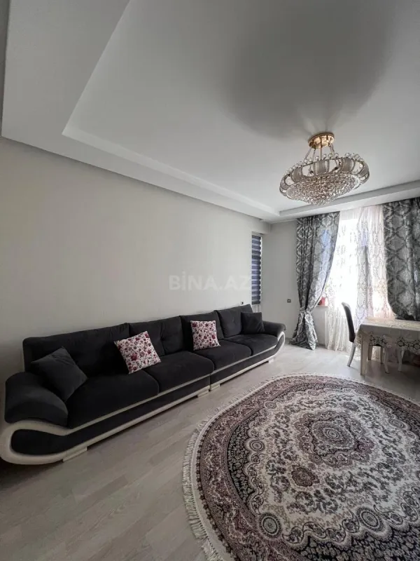 Satılır 2 otaqlı mənzil 87 m²