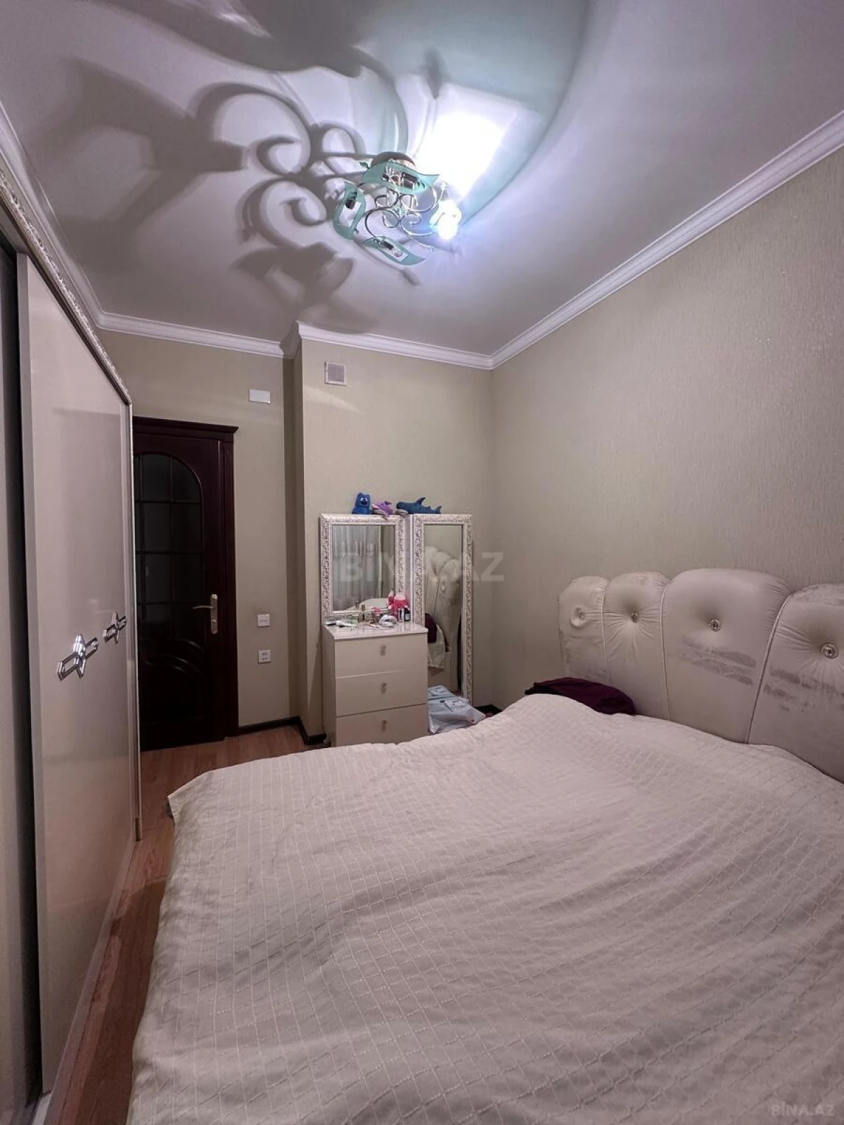 Satılır 3 otaqlı mənzil 73 m²