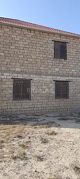 Satılır 6 otaqlı həyət evi 300 m²