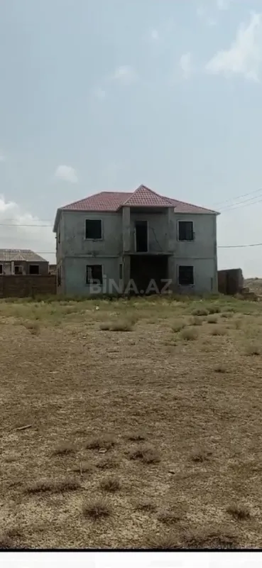 Satılır 6 otaqlı həyət evi 300 m²