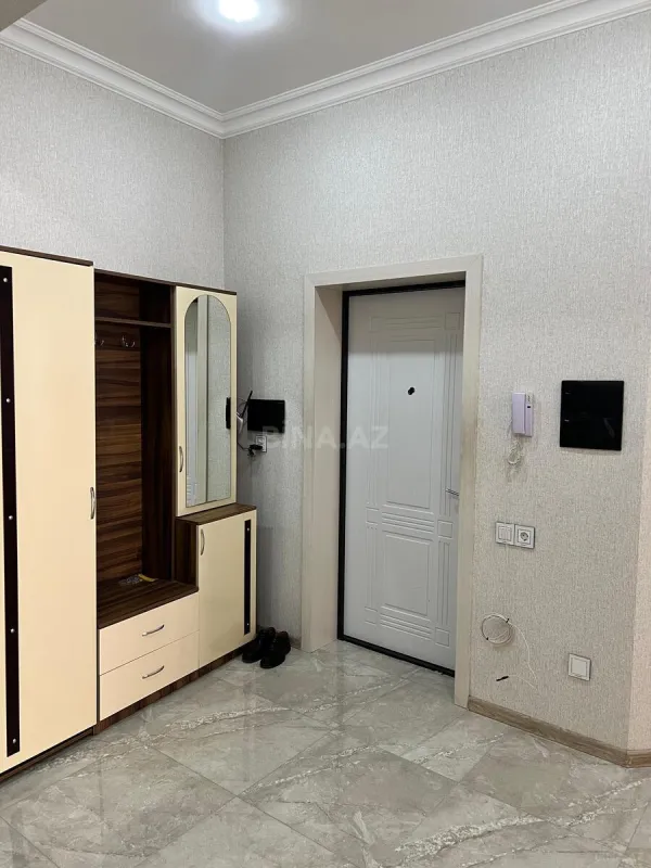 Kirayə verilir 3 otaqlı mənzil 125 m²