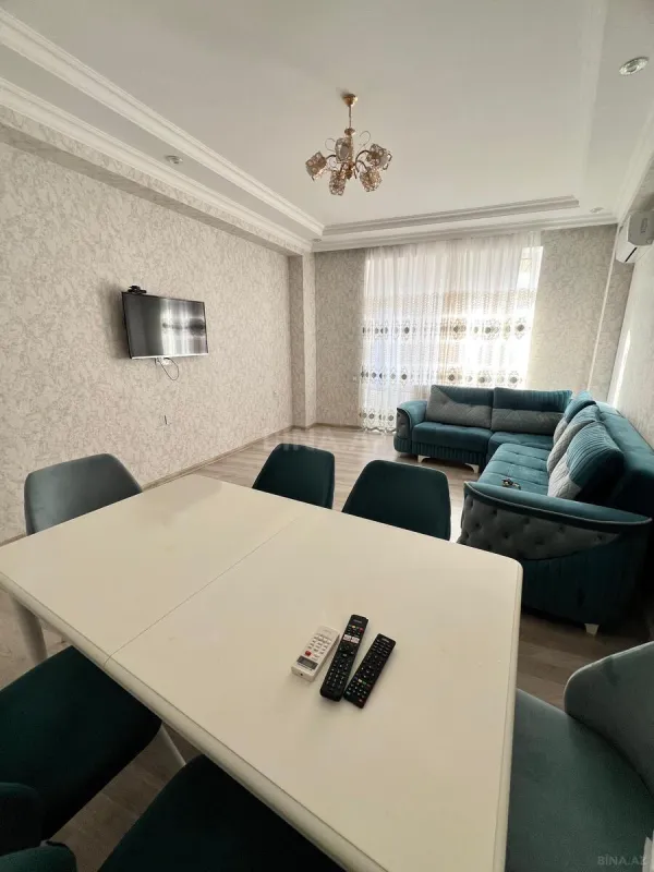Kirayə verilir 3 otaqlı mənzil 125 m²