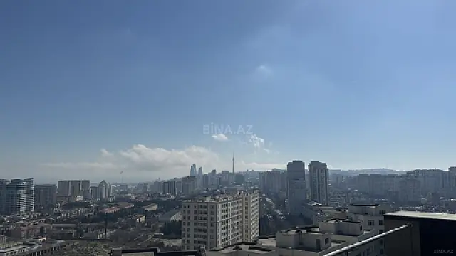 Satılır 3 otaqlı mənzil 147 m²