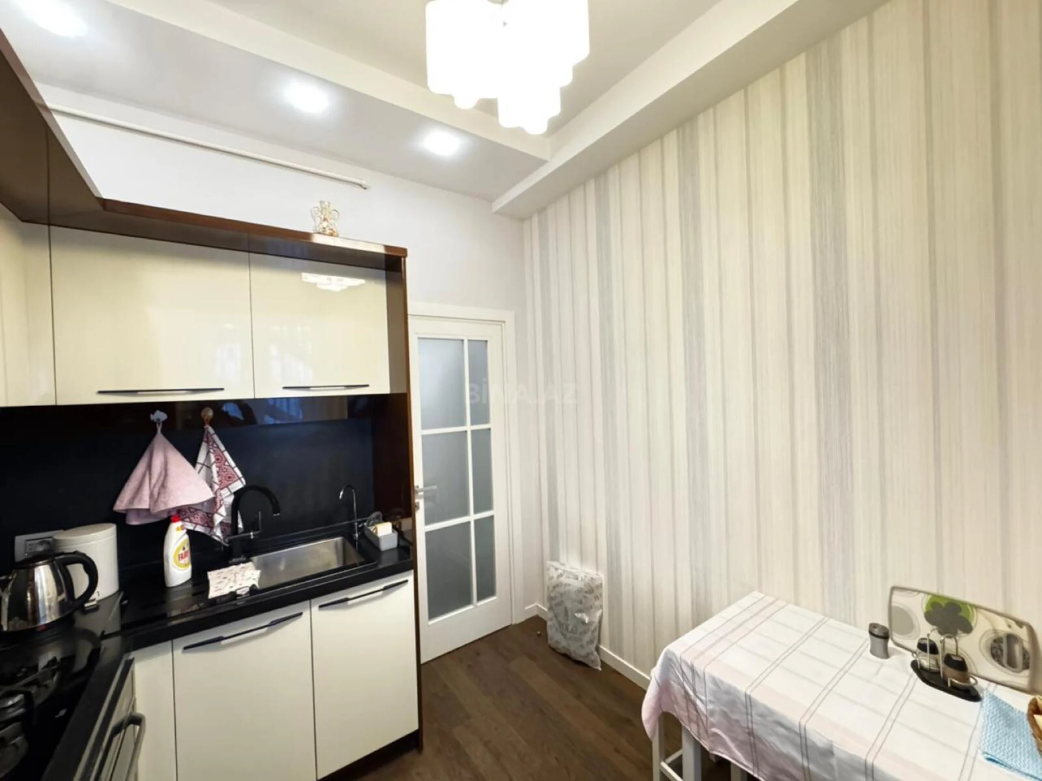 Kirayə verilir 3 otaqlı mənzil 60 m²