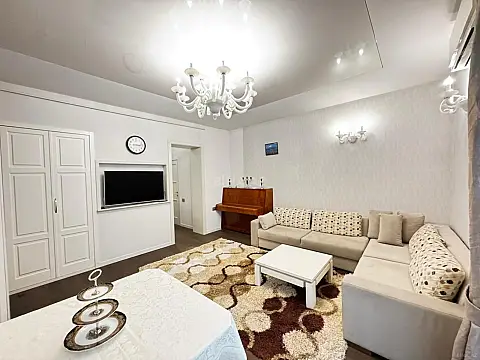 Kirayə verilir 3 otaqlı mənzil 60 m² — Bakı, Nərimanov 3 otaq 60.00 m²