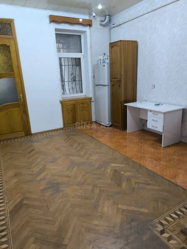 Kirayə verilir 5 otaqlı ofis 160 m²