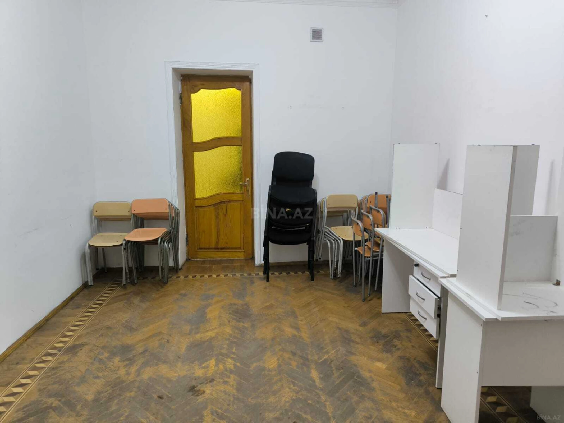 Kirayə verilir 5 otaqlı ofis 160 m²