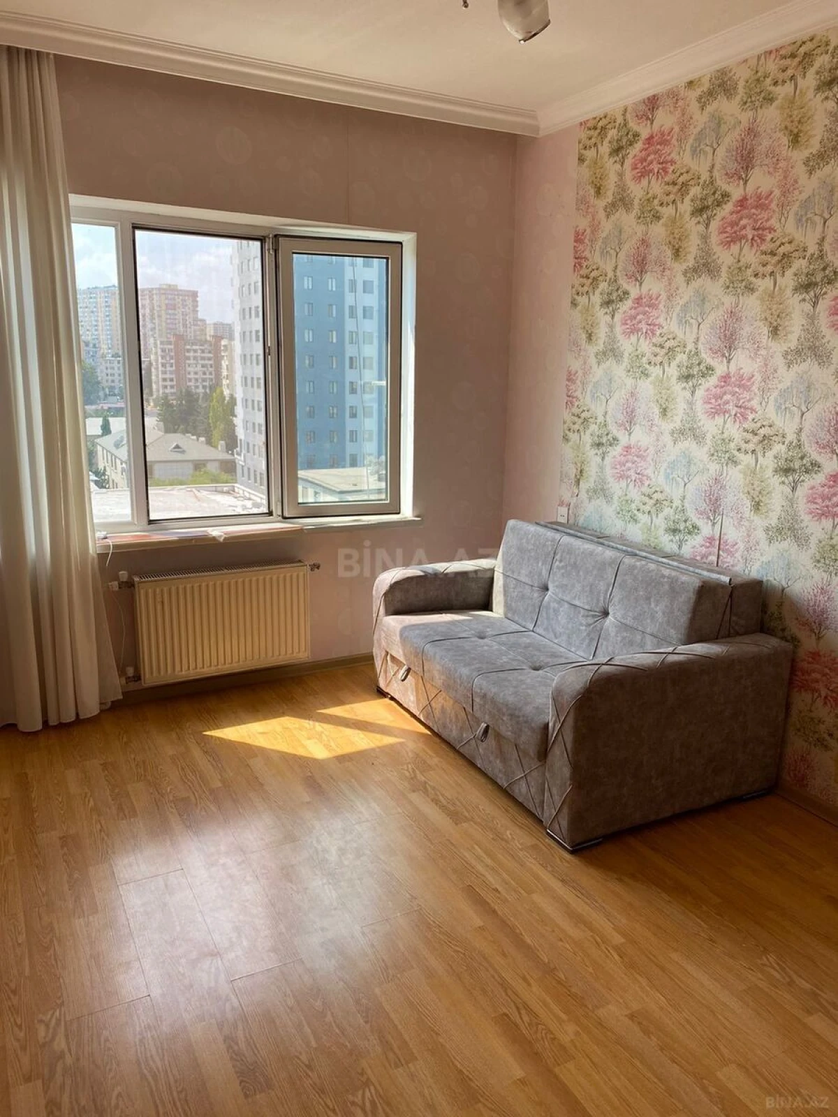 Kirayə verilir 2 otaqlı mənzil 70 m²