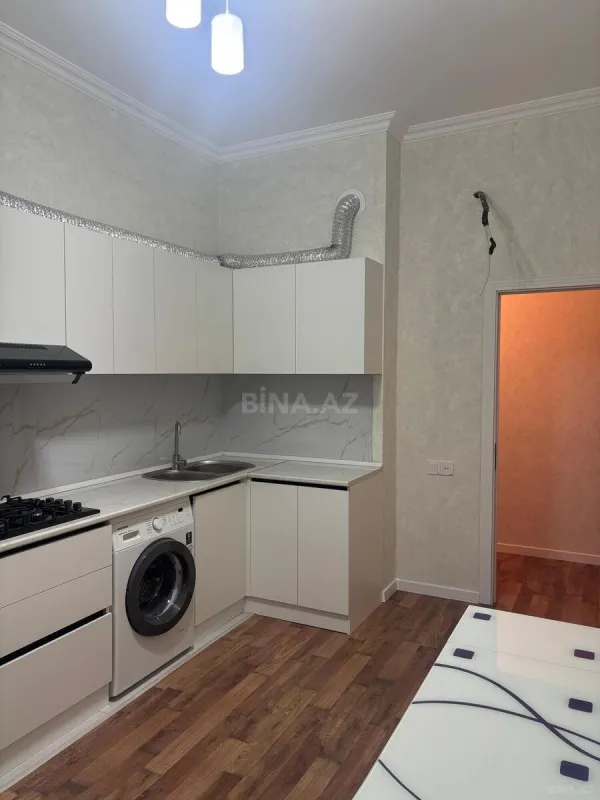 Kirayə verilir 2 otaqlı mənzil 86 m²