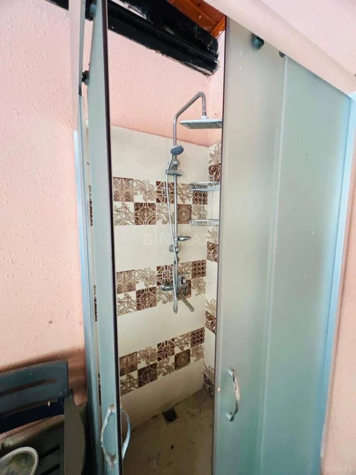 Satılır 5 otaqlı həyət evi 220 m²