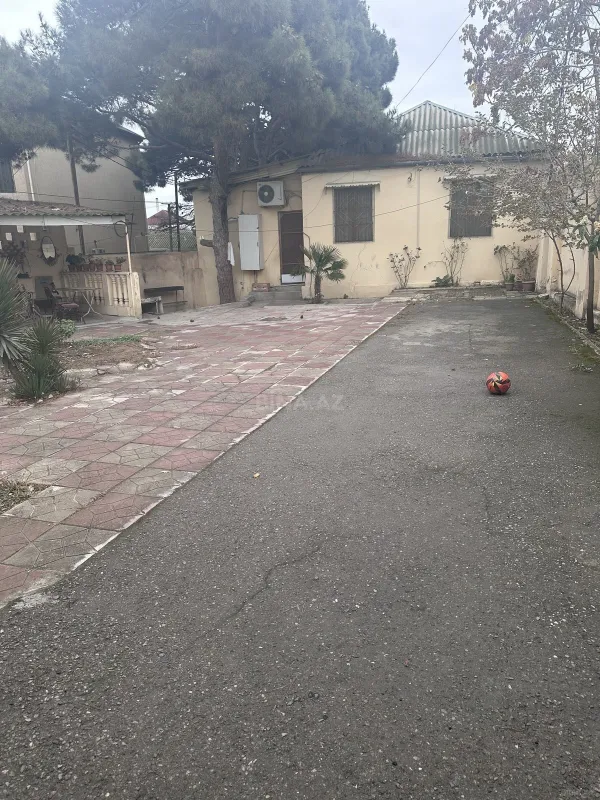 Satılır 4 otaqlı həyət evi 290 m²