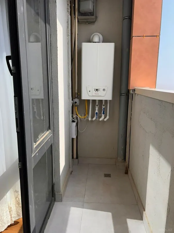 Kirayə verilir 2 otaqlı mənzil 78 m²
