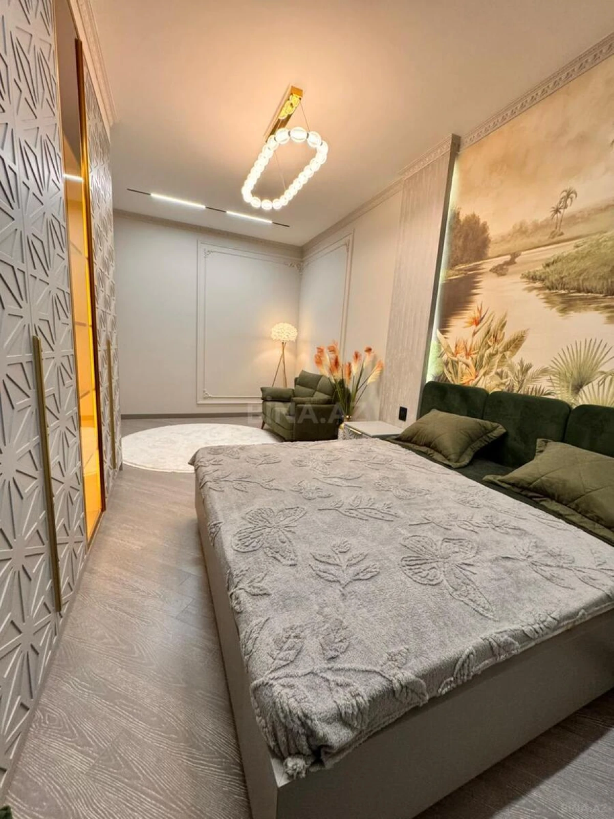 Satılır 3 otaqlı mənzil 91 m²