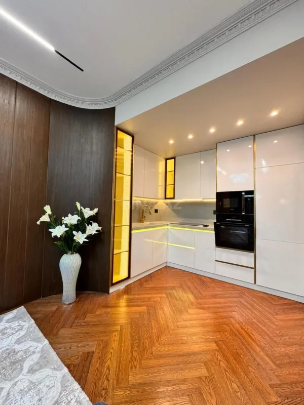 Satılır 3 otaqlı mənzil 91 m²