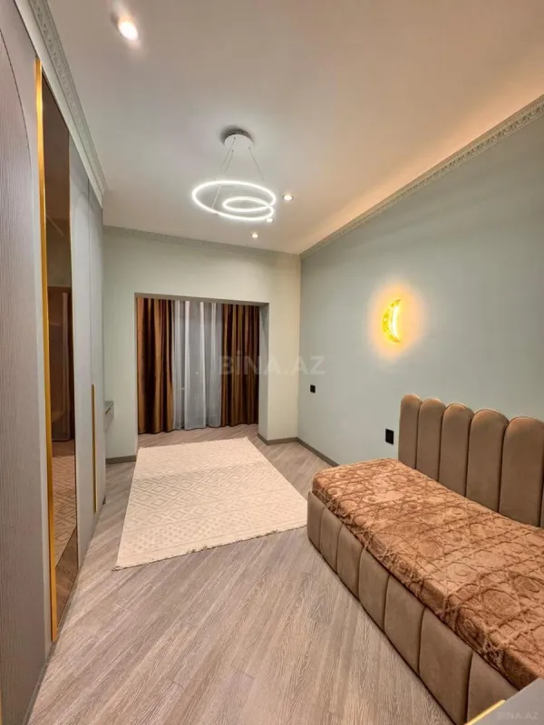 Satılır 3 otaqlı mənzil 91 m²