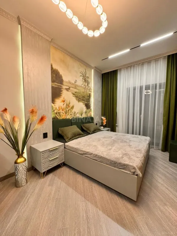 Satılır 3 otaqlı mənzil 91 m²