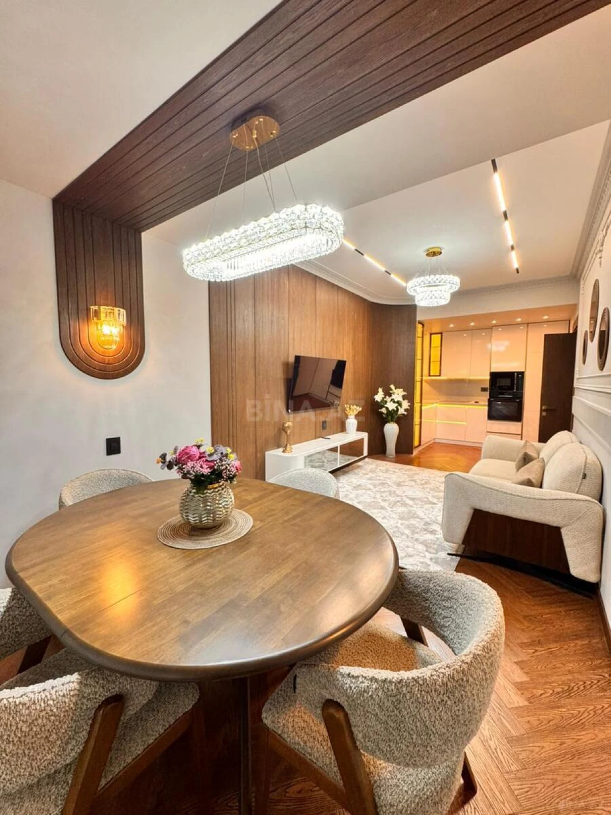 Satılır 3 otaqlı mənzil 91 m²