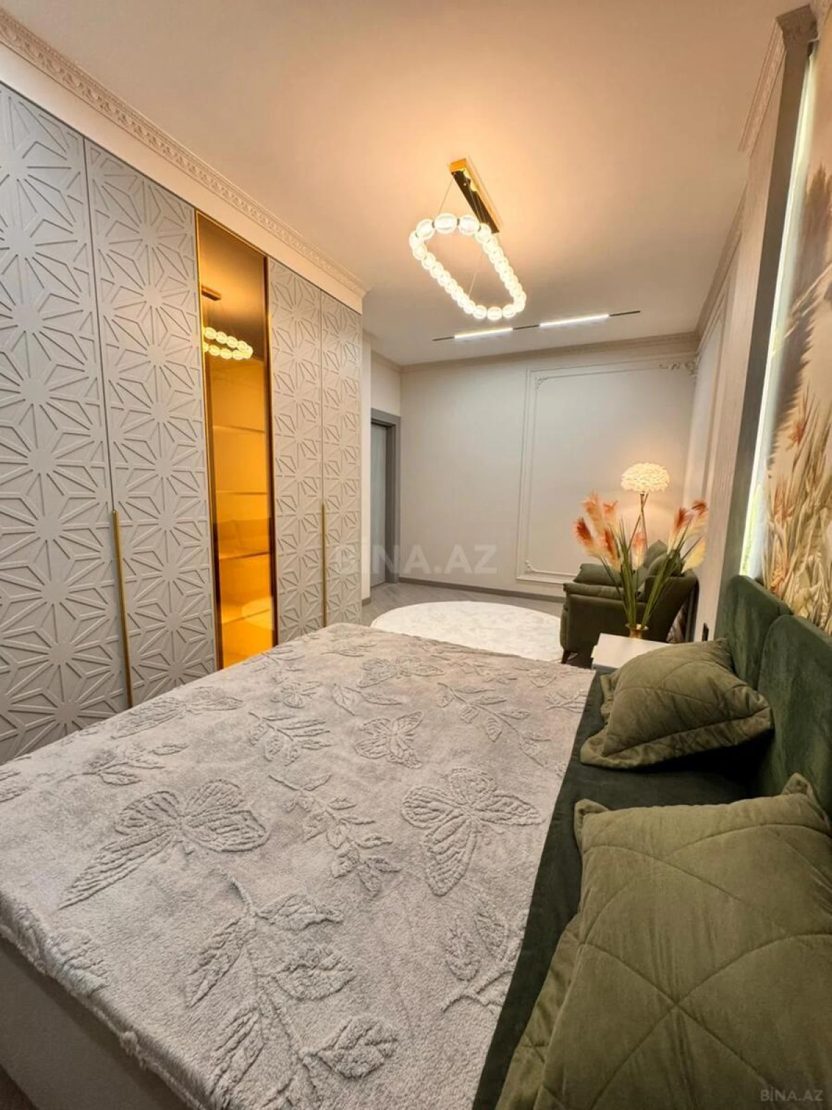 Satılır 3 otaqlı mənzil 91 m²
