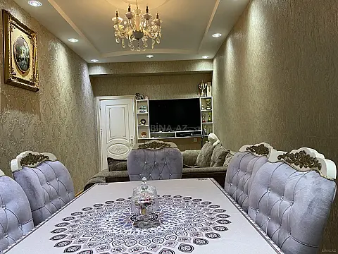 Satılır 3 otaqlı mənzil 130 m²