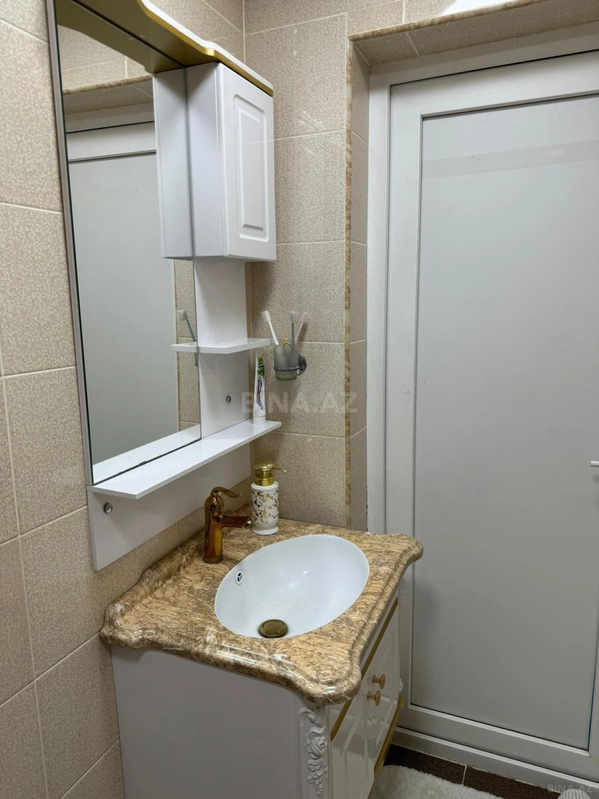 Satılır 3 otaqlı mənzil 77 m²