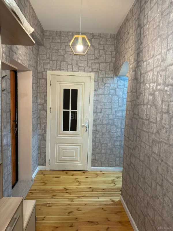 Satılır 3 otaqlı mənzil 77 m²