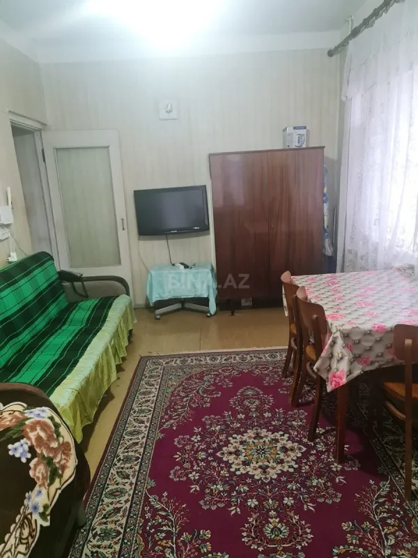 Satılır 2 otaqlı mənzil 45 m²
