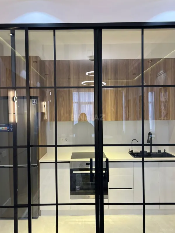 Satılır 2 otaqlı mənzil 66 m²