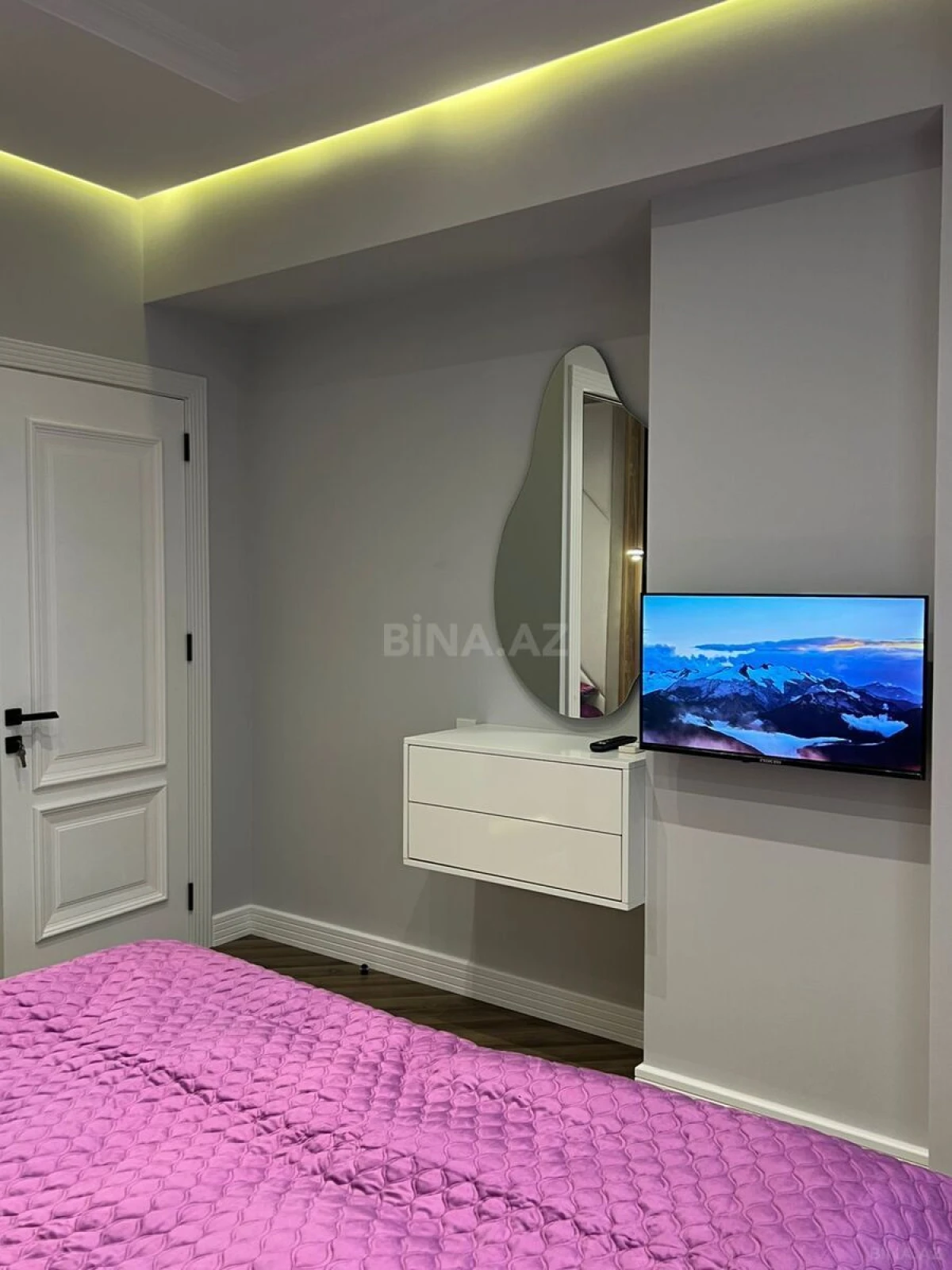 Satılır 2 otaqlı mənzil 66 m²
