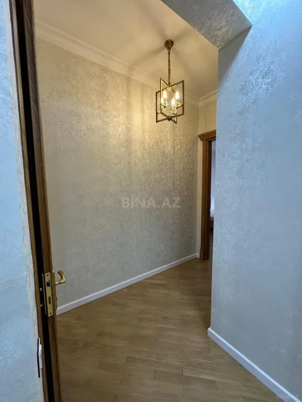 Kirayə verilir 3 otaqlı mənzil 150 m²