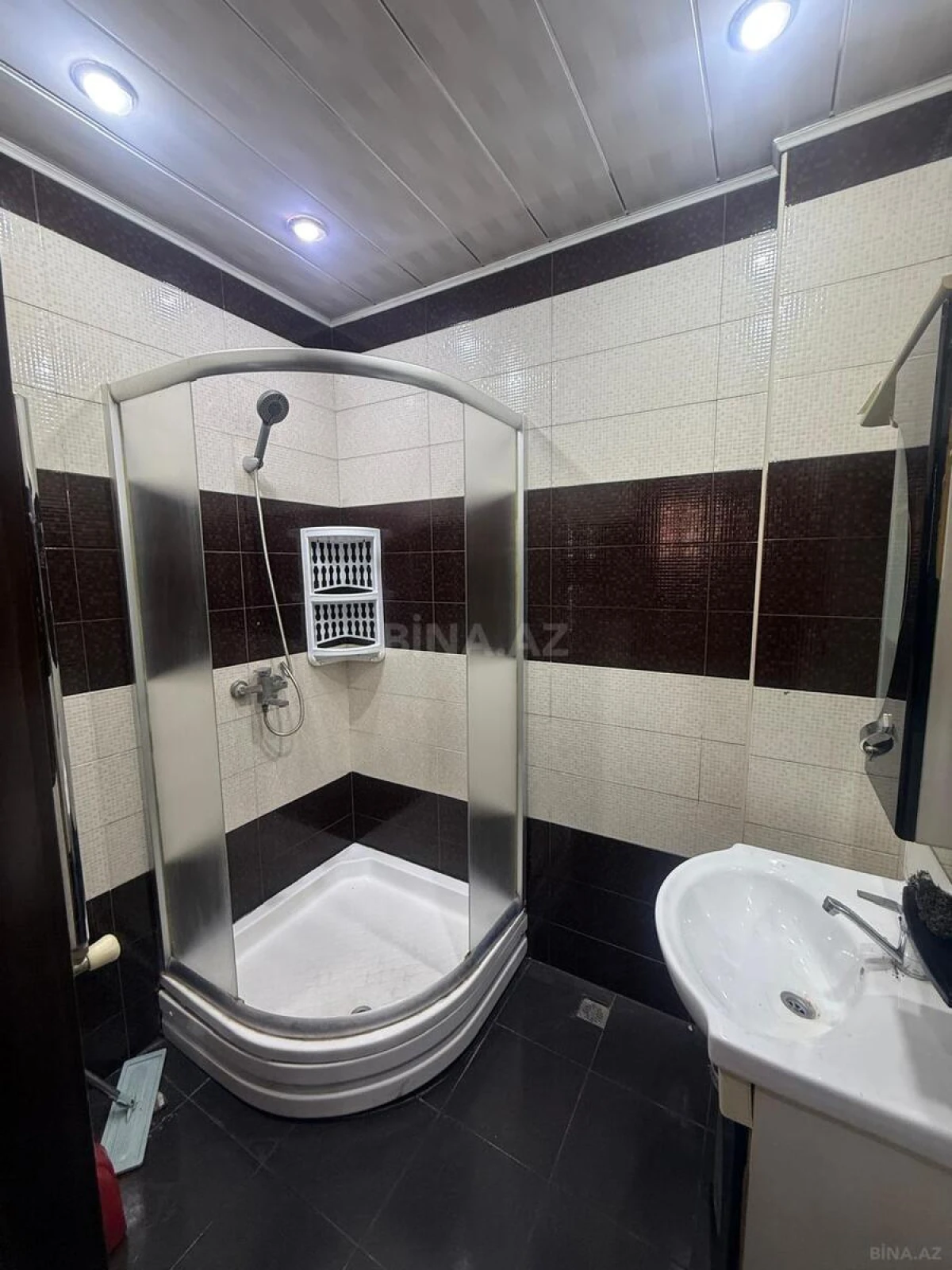 Kirayə verilir 3 otaqlı mənzil 100 m²