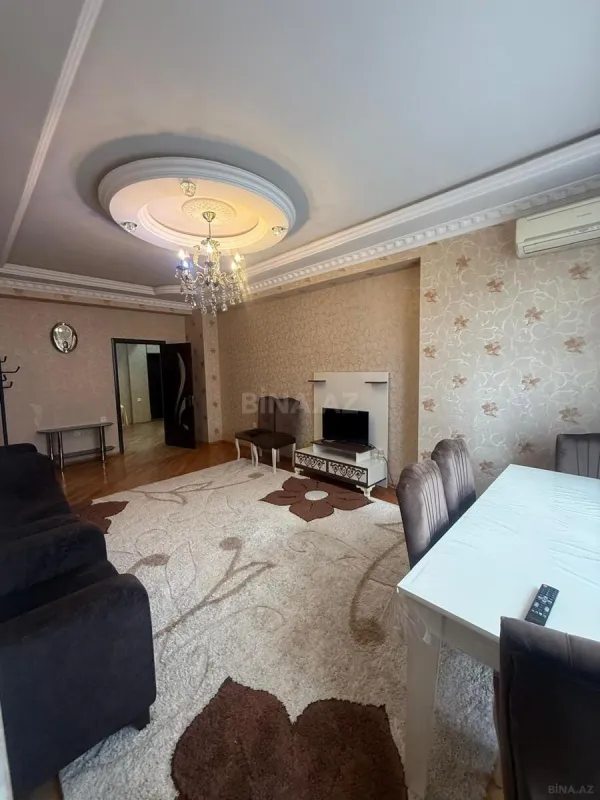 Kirayə verilir 3 otaqlı mənzil 100 m²