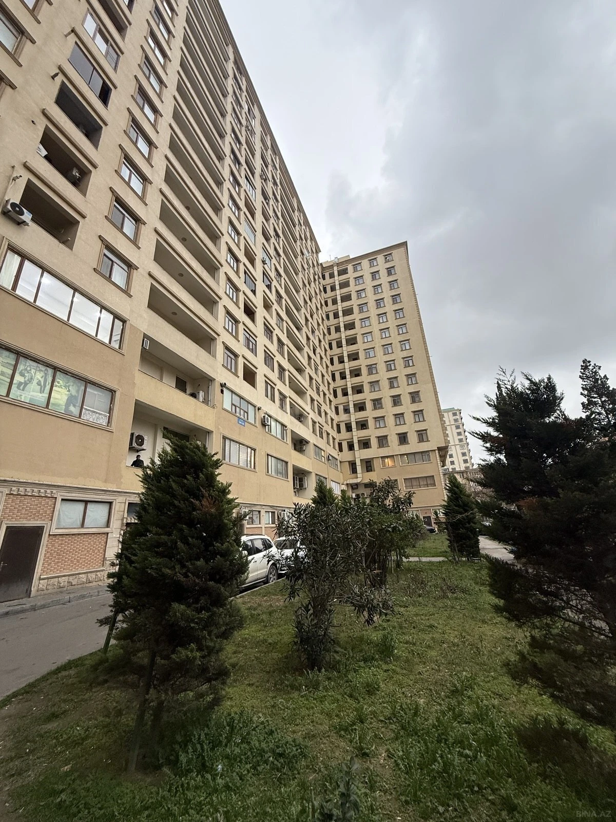 Kirayə verilir 2 otaqlı mənzil 65 m²