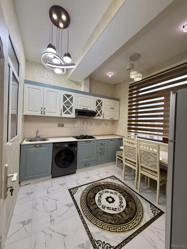Kirayə verilir 2 otaqlı mənzil 65 m²