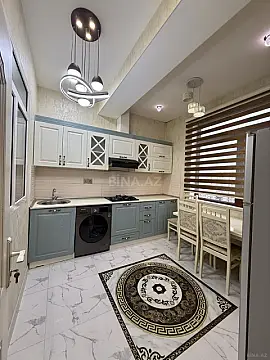 Kirayə verilir 2 otaqlı mənzil 65 m²