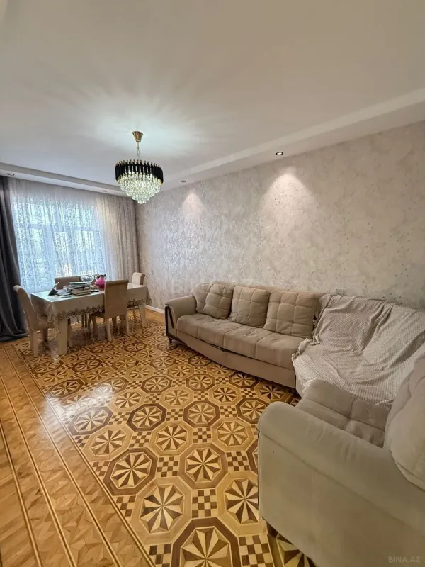 Satılır 3 otaqlı mənzil 82 m²