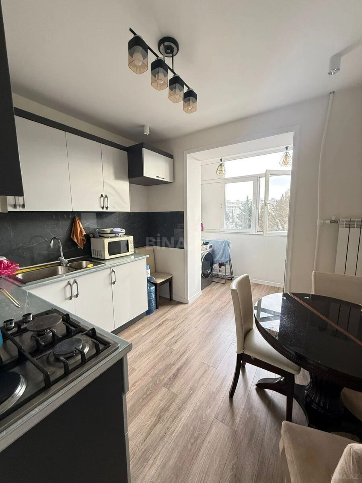 Satılır 3 otaqlı mənzil 82 m²