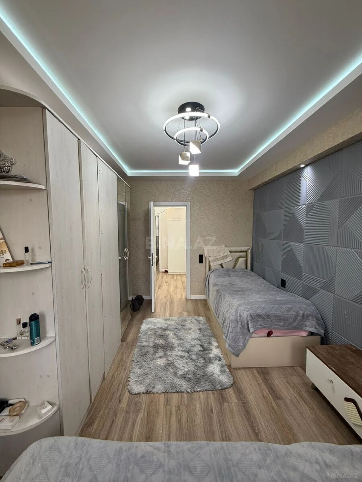 Satılır 3 otaqlı mənzil 82 m²