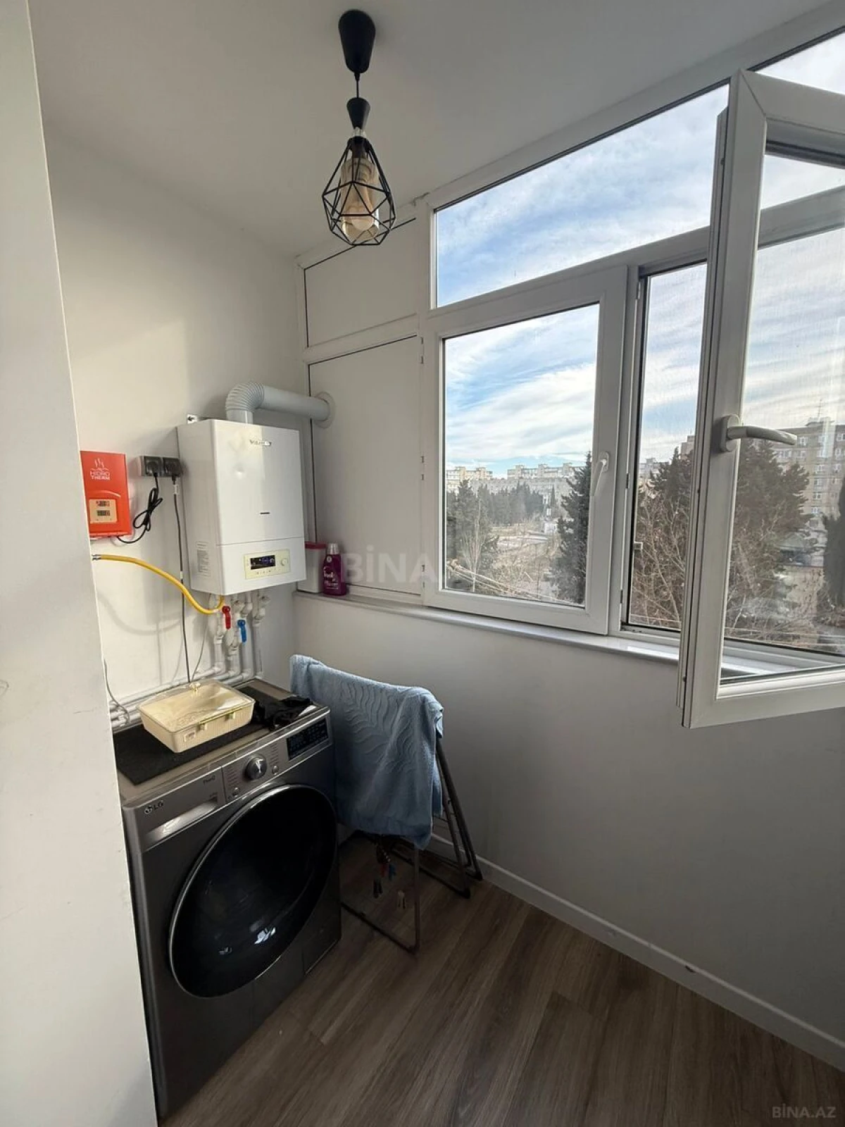 Satılır 3 otaqlı mənzil 82 m²
