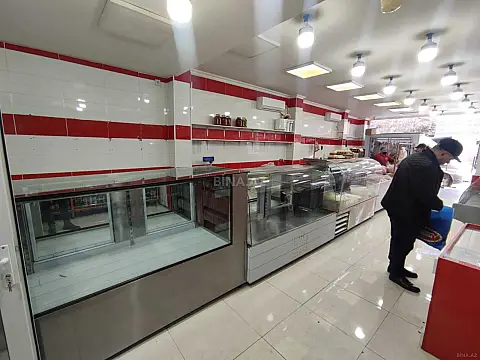 Satılır obyekt 130 m²