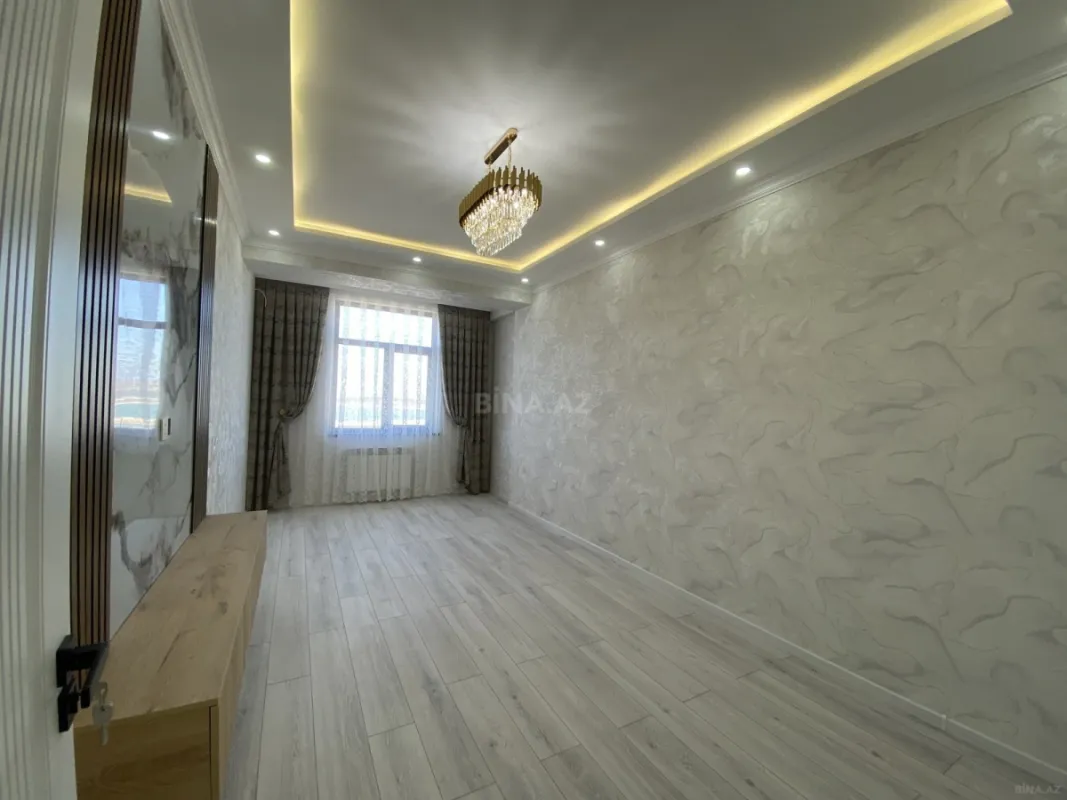Satılır 2 otaqlı mənzil 71 m²