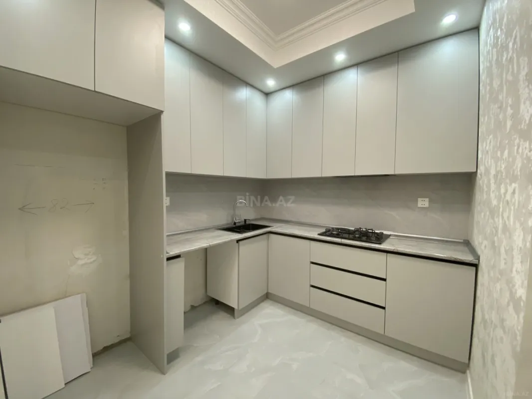 Satılır 2 otaqlı mənzil 71 m²