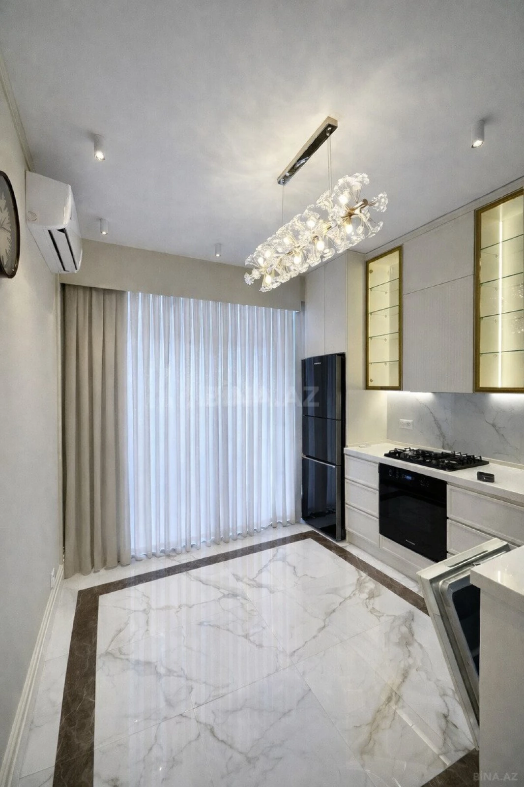 Satılır 3 otaqlı mənzil 85 m²