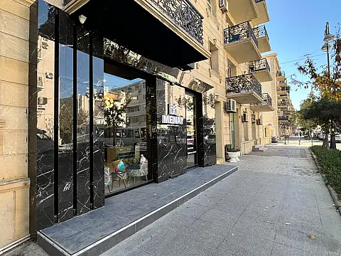 Satılır obyekt 100 m²