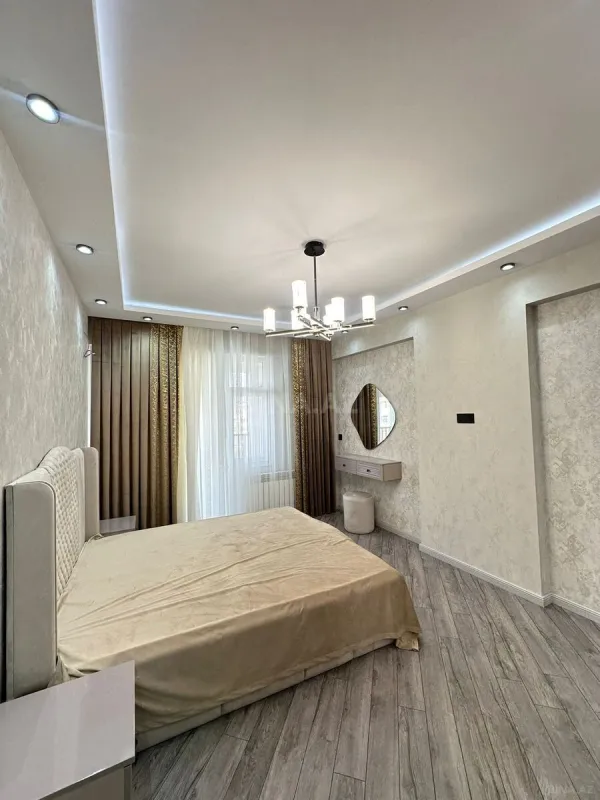 Satılır 3 otaqlı mənzil 80 m²