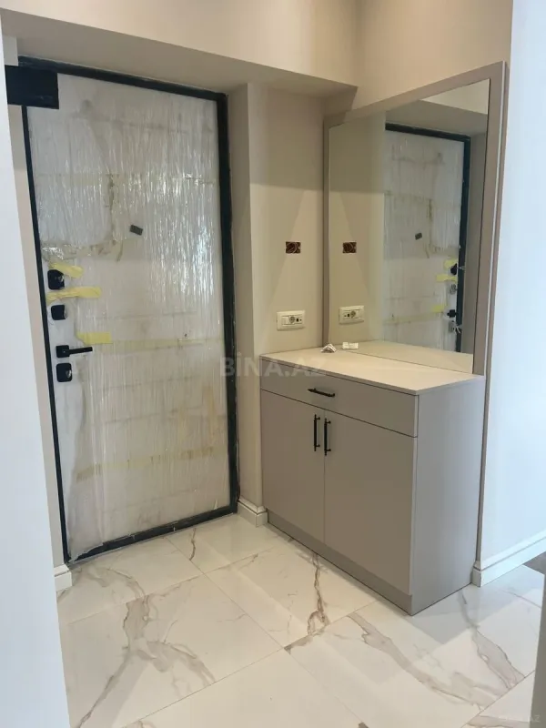 Kirayə verilir 2 otaqlı mənzil 74 m²