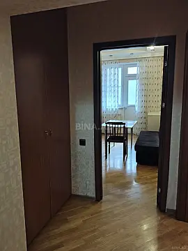 Kirayə verilir 2 otaqlı mənzil 81 m²
