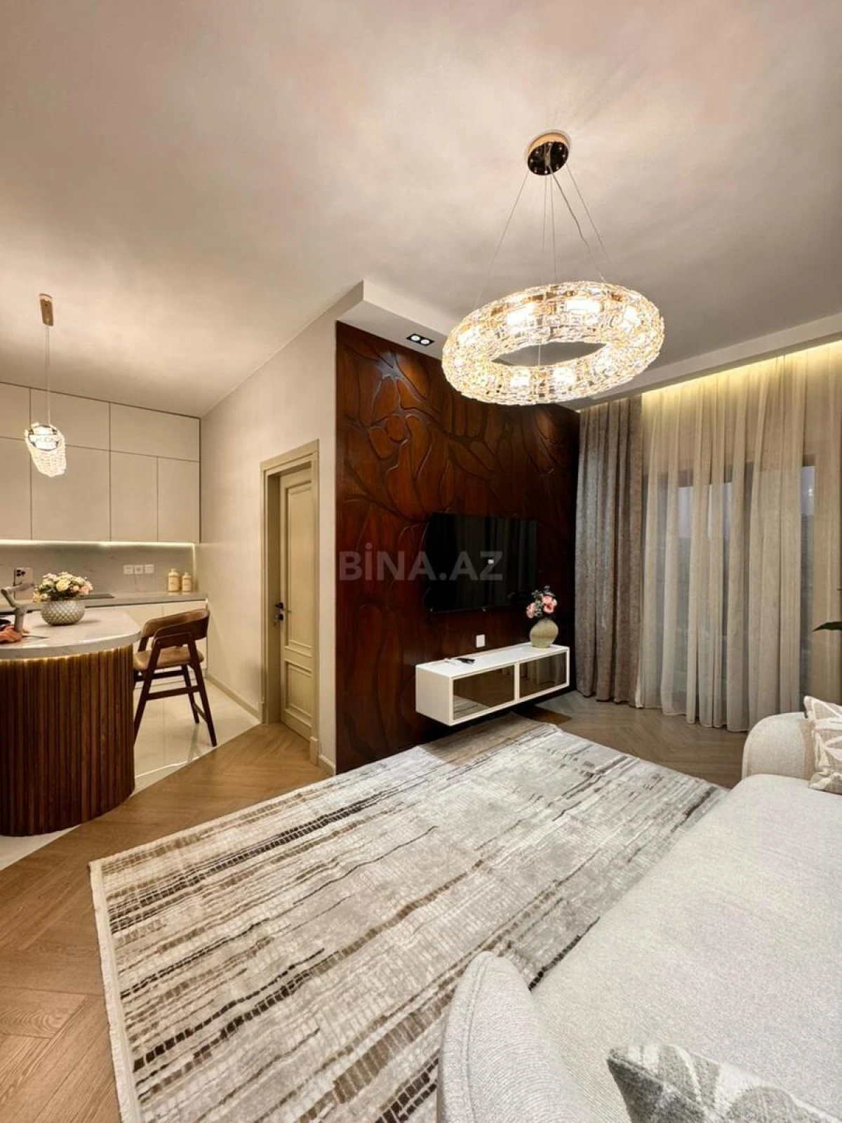 Satılır 2 otaqlı mənzil 68 m²