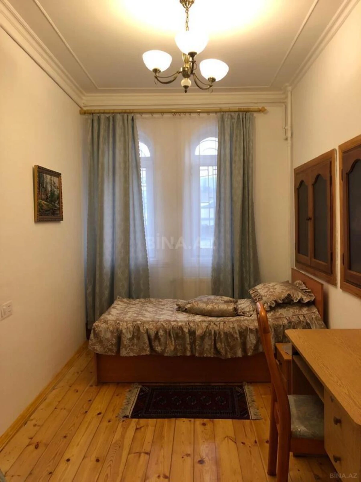 Kirayə verilir 3 otaqlı mənzil 150 m²