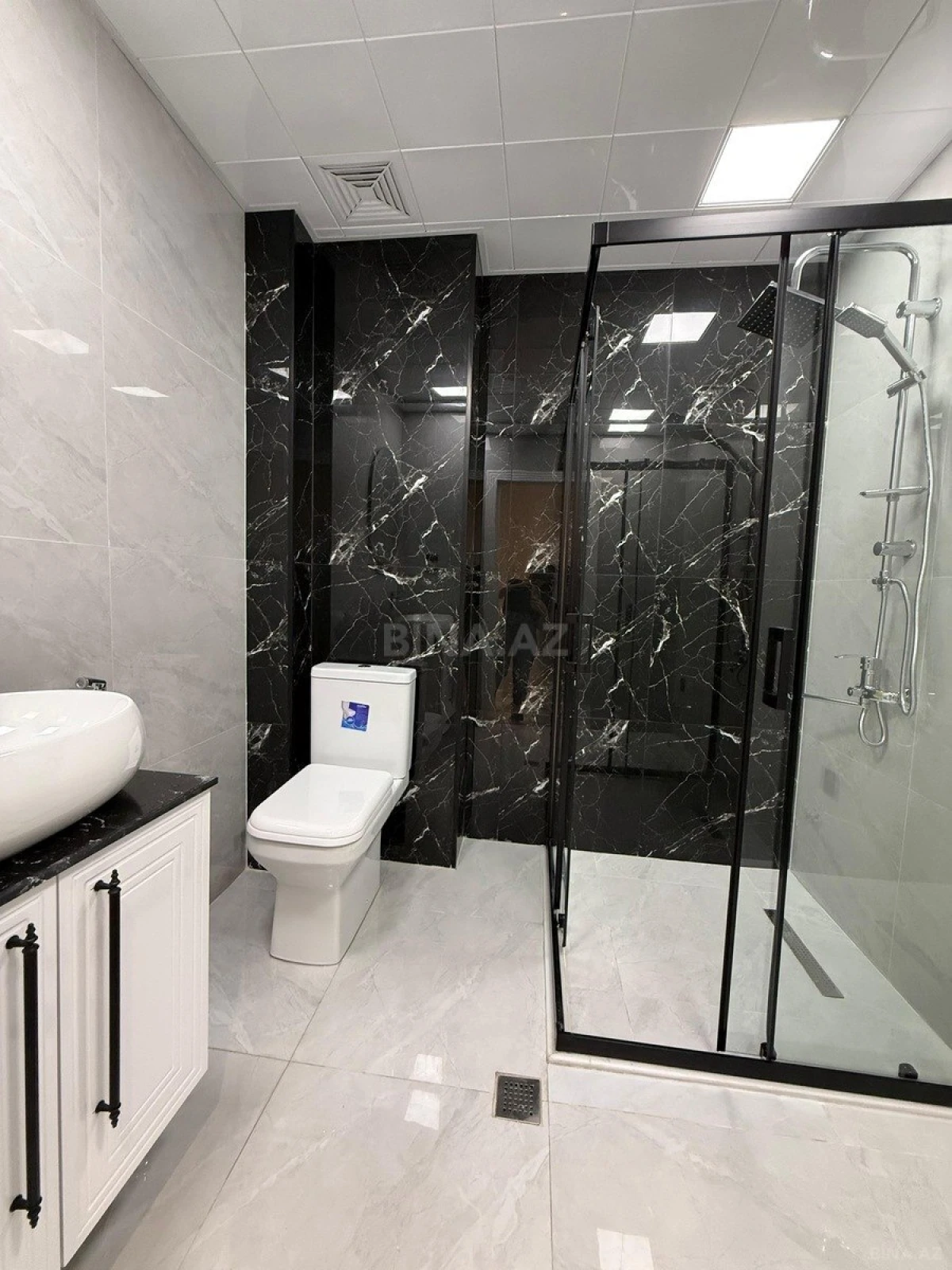 Satılır 3 otaqlı mənzil 65 m²