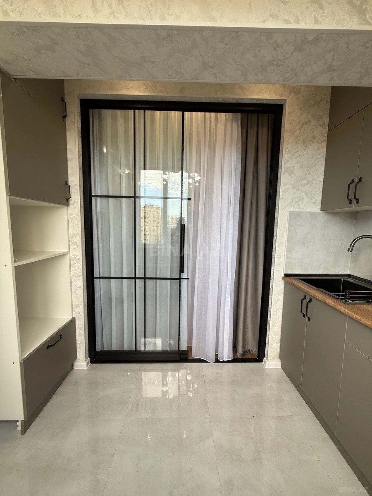 Satılır 3 otaqlı mənzil 65 m²